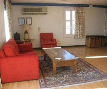 Central Hotel 3*